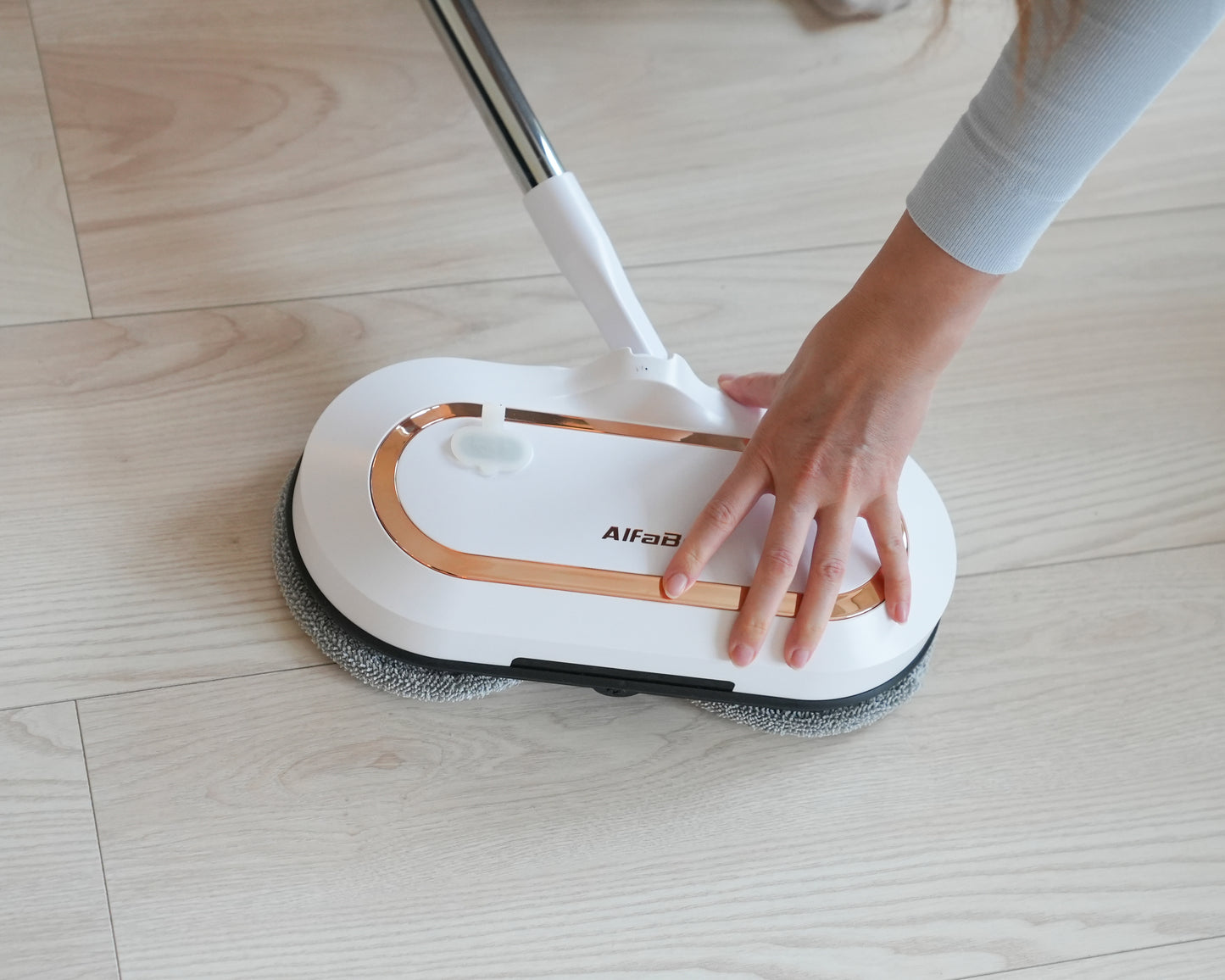 Spinova CleanPro™ – Trådløs Gulvmoppe